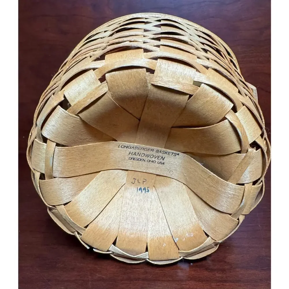 1995 LONGABERGER Medium Fruit Basket Swing Handle Inverted Bottom USA